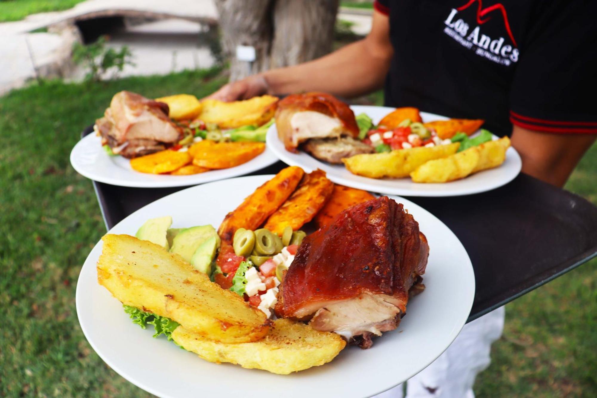 Los Andes - Restaurant & Bungalows Cieneguilla Exterior foto